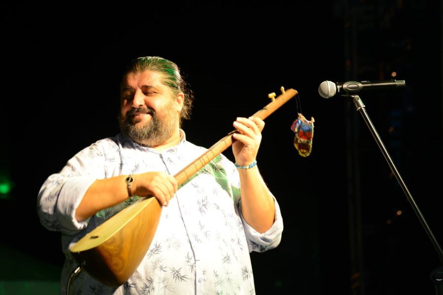 GELDİK YOL AYRIMINA - MUSTAFA ÖZARSLAN