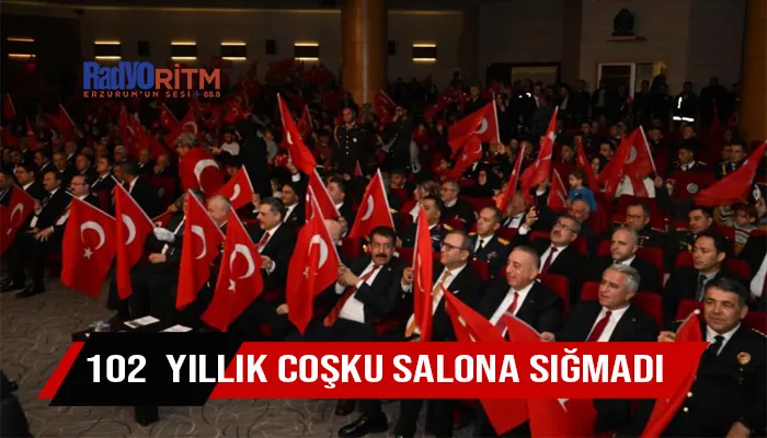 102. yıllık coşku salona sığmadı