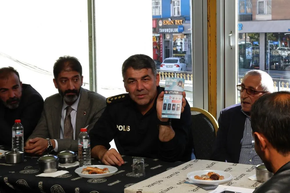 Karaburun vatandaşla buluştu