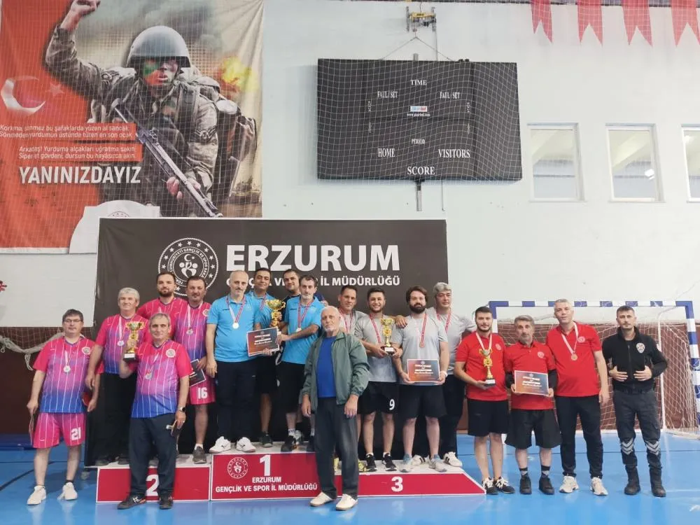 Erzurum İl Sağlık Müdürlüğü Kamu Spor Oyunları’nda şampiyon oldu