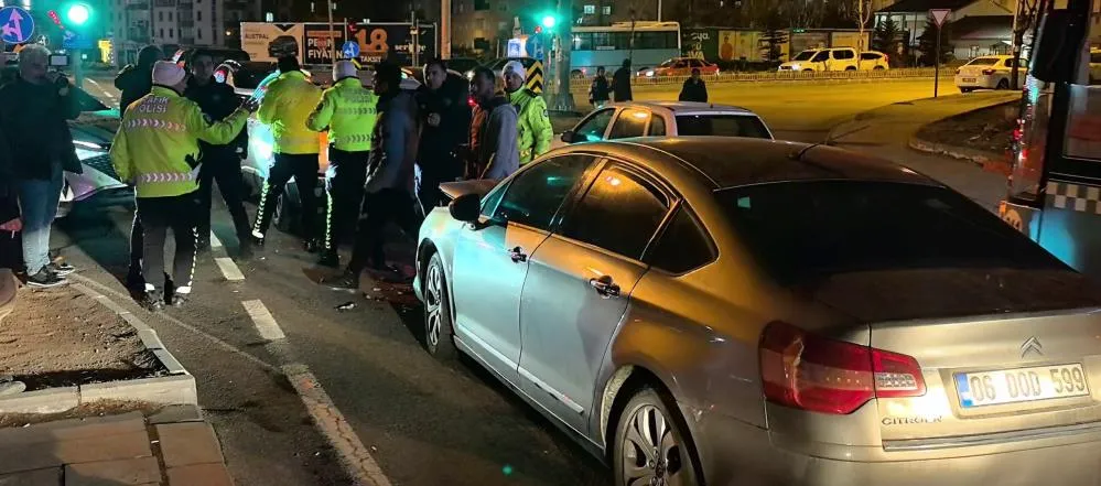 Şehir hastanesi kavşağında zincirleme kaza