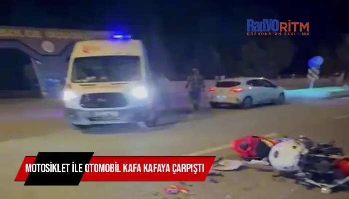 Motosiklet ile otomobil kafa kafaya çarpıştı